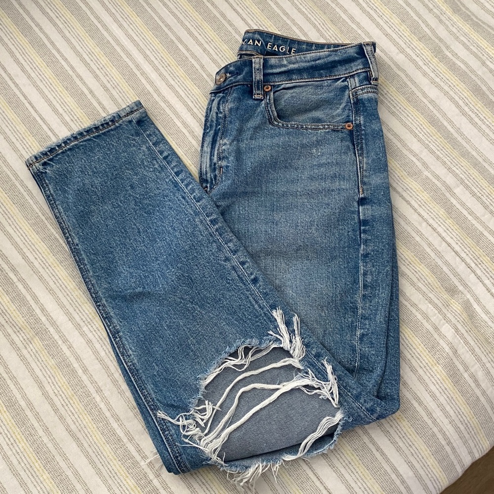 Women’s America Eagle Strigid Jeans Size 4 Short.